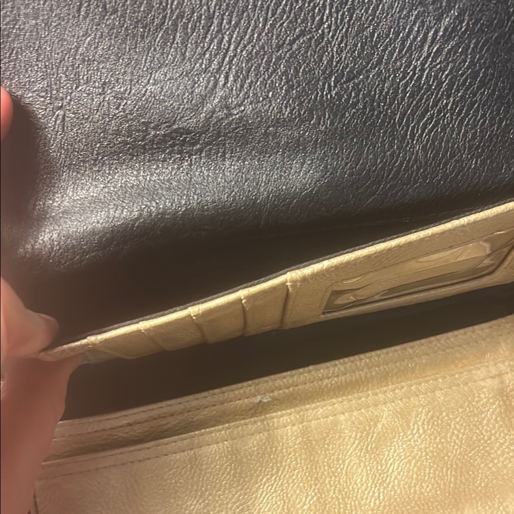 Loungefly Studded Black Sugar Skull Trifold Wallet - Picture 8 of 9